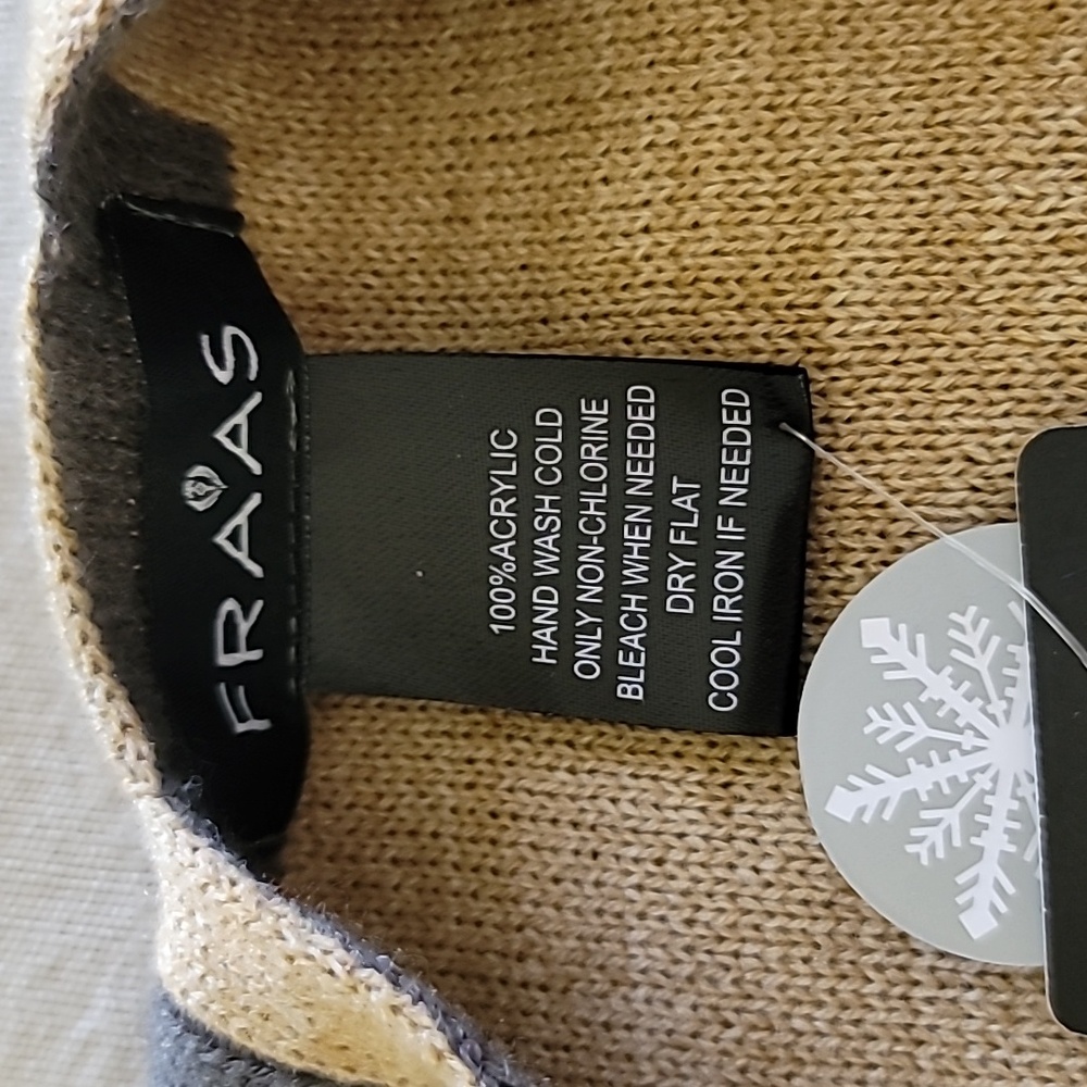 Fraas Tipped Knit Ruana - Picture 6 of 10